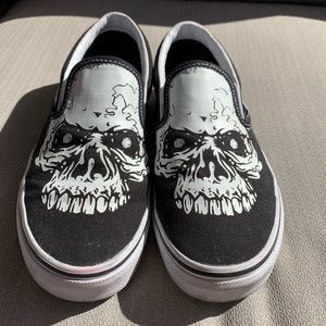 glow in the dark vans